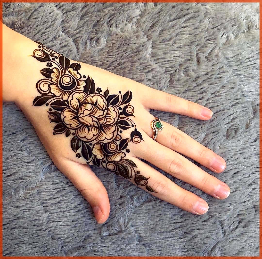 Pretty Rose Henna Design with Thick Strokes.