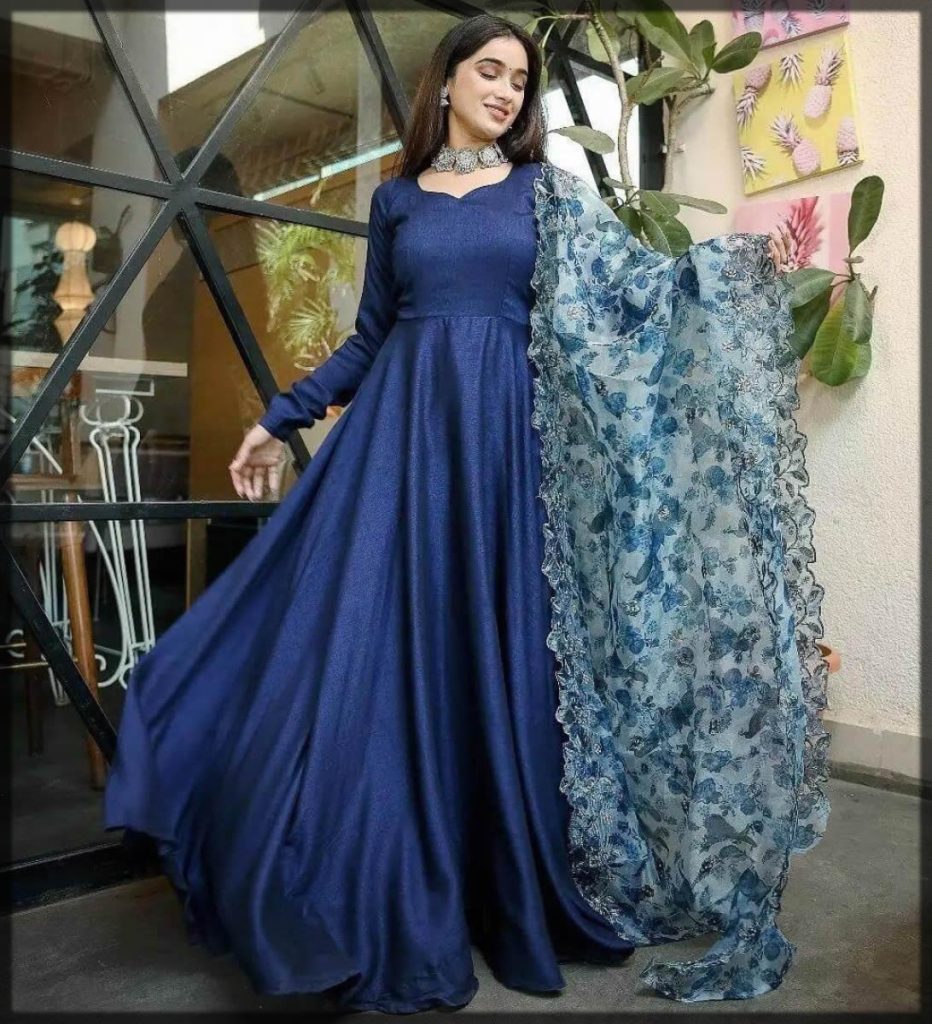 Stylish Pakistani Party Wear Frocks 2023 - New Designs of Frock Dresses